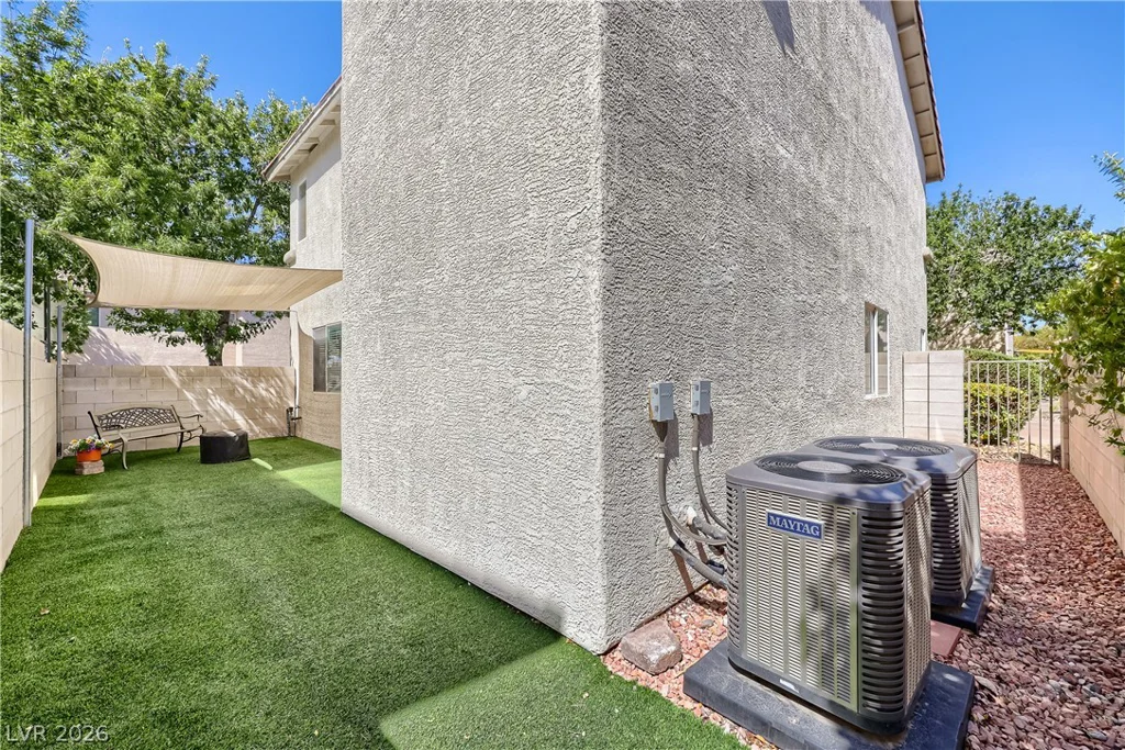 1357 Hawaiian Hills, Las Vegas, NV 89183