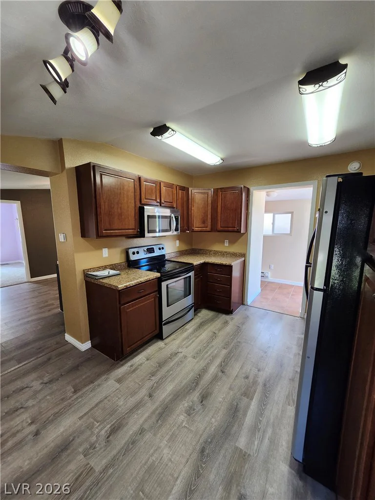 15 Sixth, McGill, NV 89318
