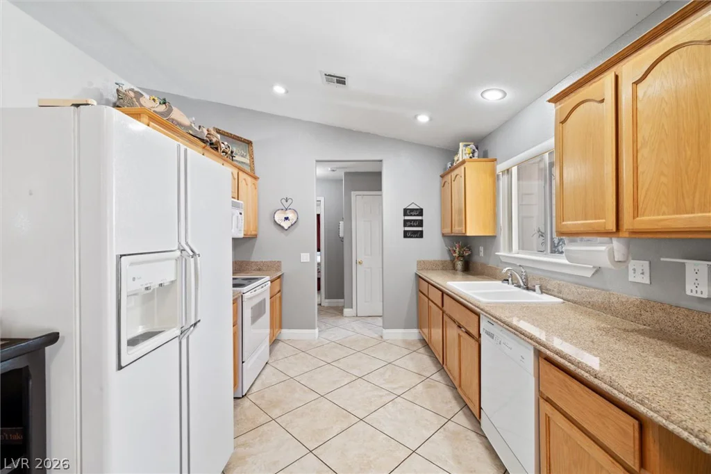 1671 Blackhorn, Pahrump, NV 89048