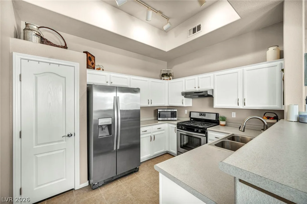 2305 Horizon Ridge, Henderson, NV 89052