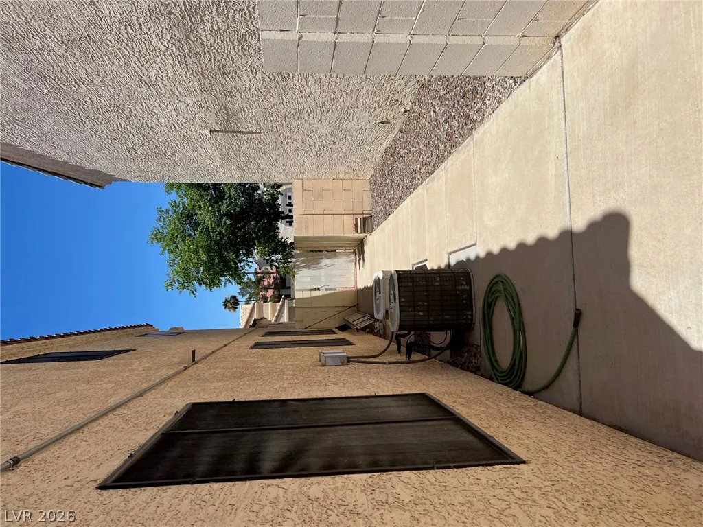 2093 Club Crest, Henderson, NV 89014