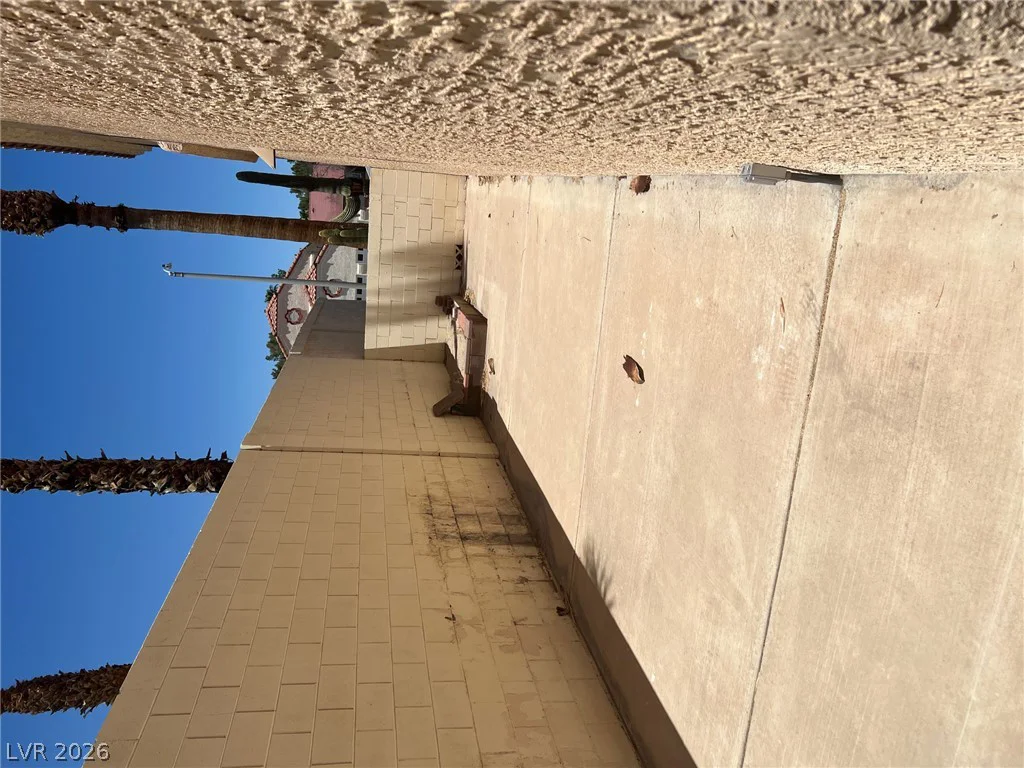 2093 Club Crest, Henderson, NV 89014