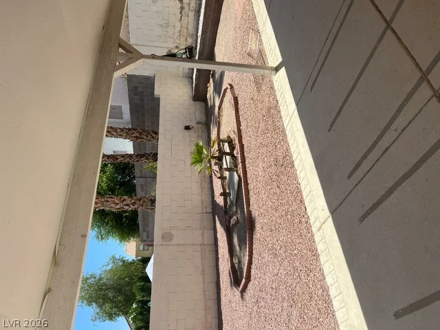 2093 Club Crest, Henderson, NV 89014