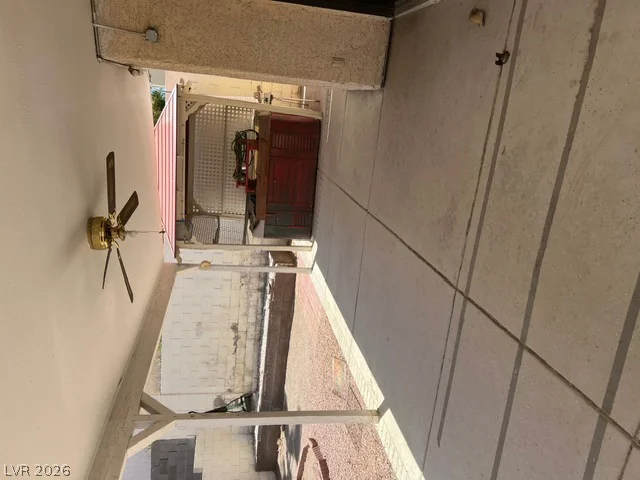 2093 Club Crest, Henderson, NV 89014