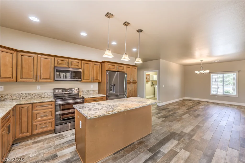 171 MONDALE, Pahrump, NV 89048