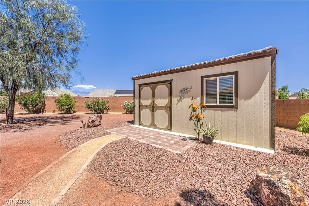 171 MONDALE, Pahrump, NV 89048