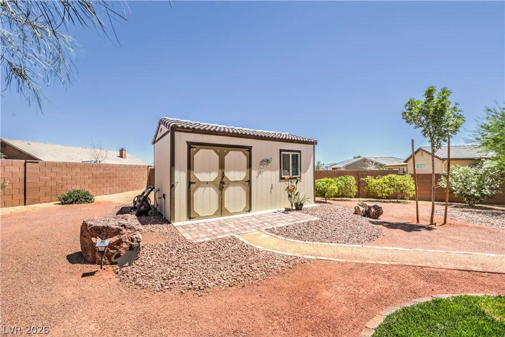 171 MONDALE, Pahrump, NV 89048