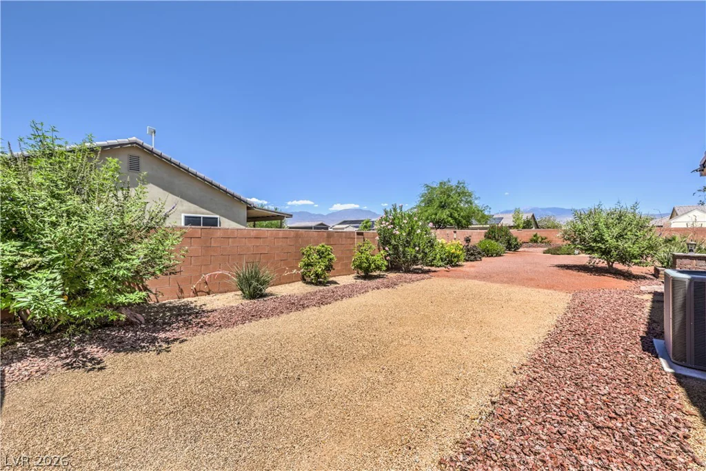171 MONDALE, Pahrump, NV 89048