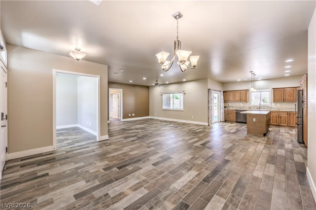 171 MONDALE, Pahrump, NV 89048