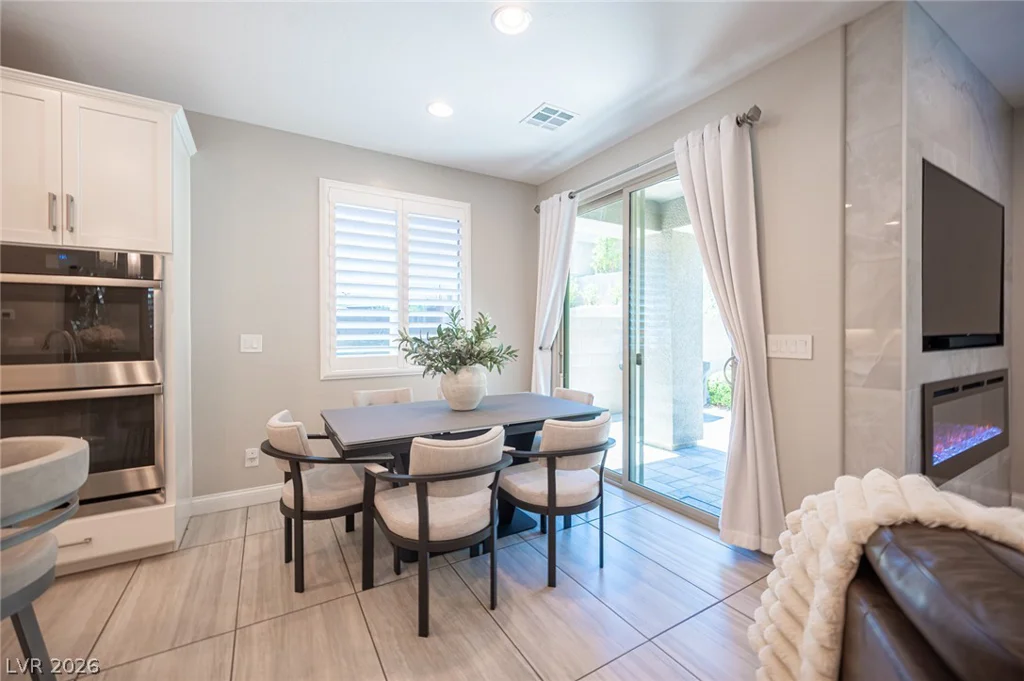12525 Starry Heaven, Las Vegas, NV 89138