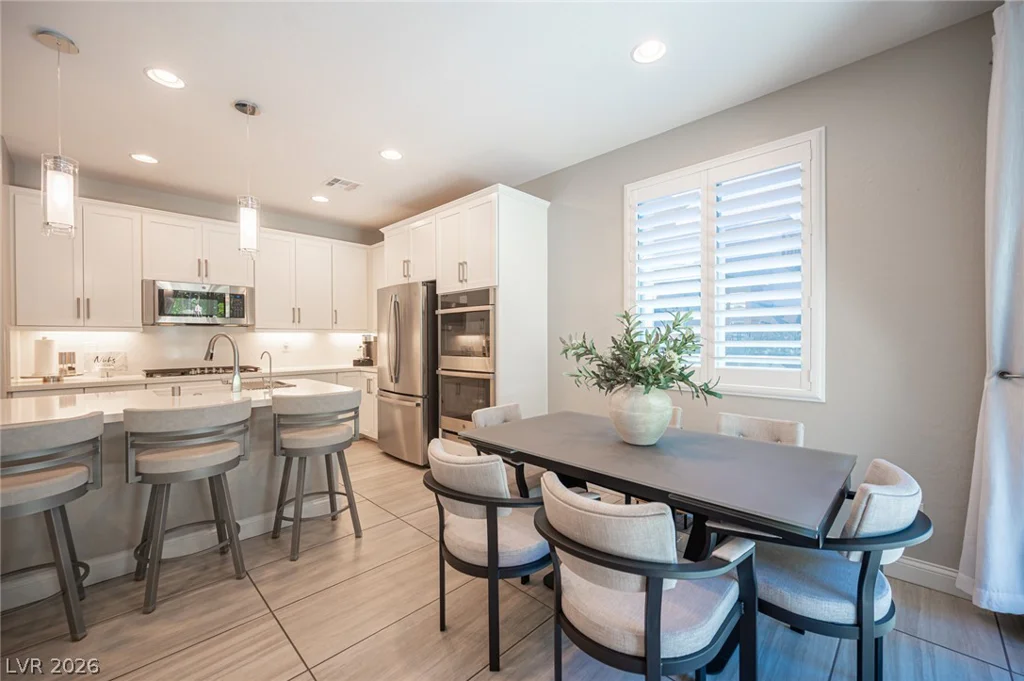 12525 Starry Heaven, Las Vegas, NV 89138