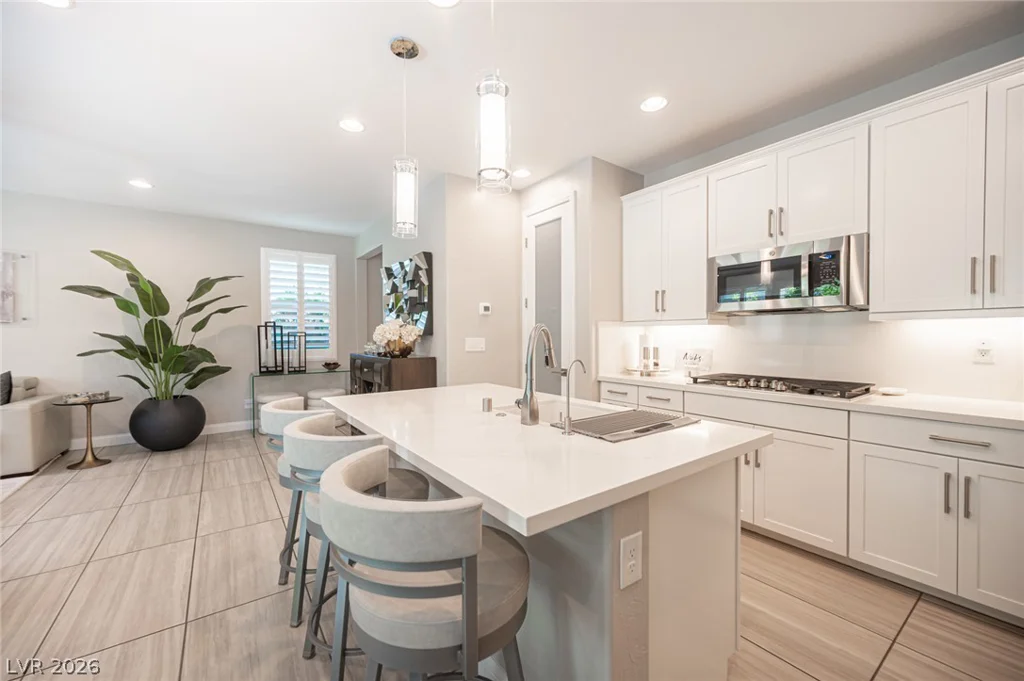 12525 Starry Heaven, Las Vegas, NV 89138