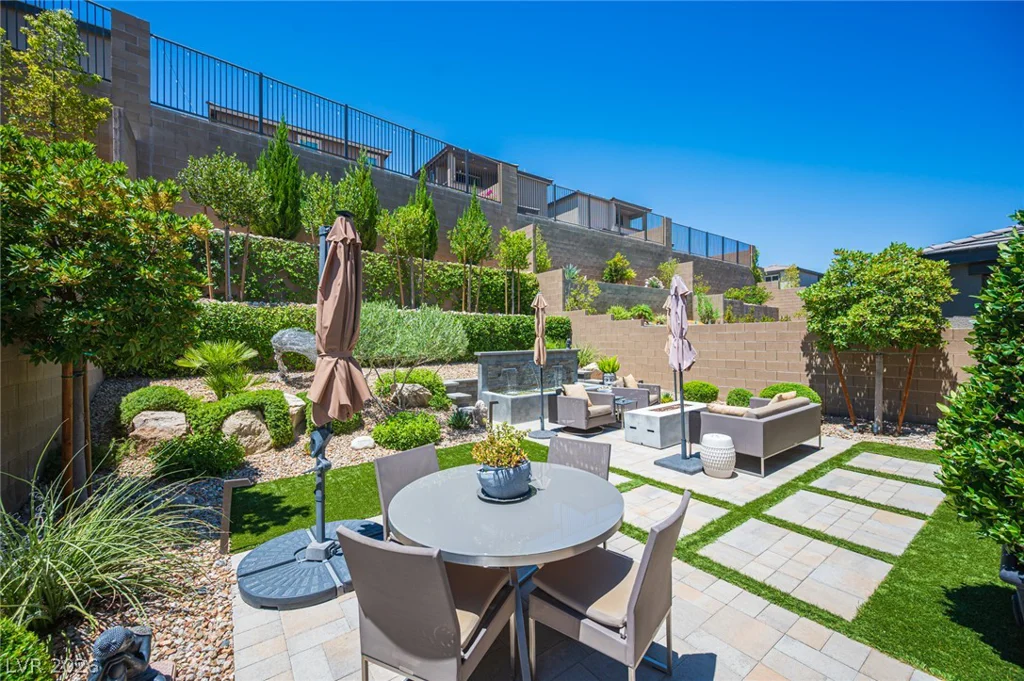 12525 Starry Heaven, Las Vegas, NV 89138