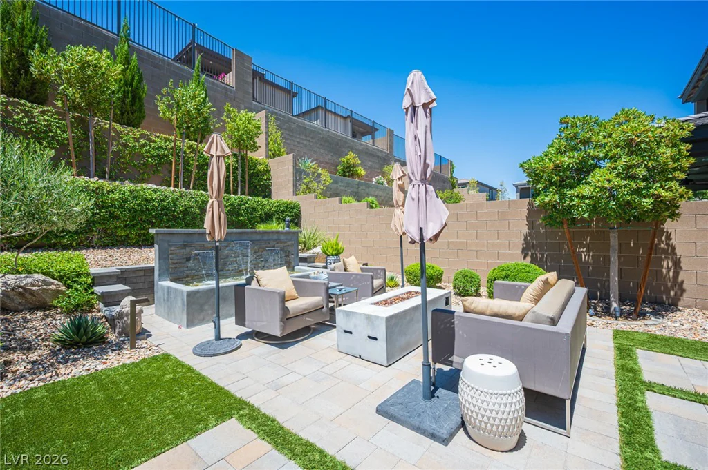 12525 Starry Heaven, Las Vegas, NV 89138