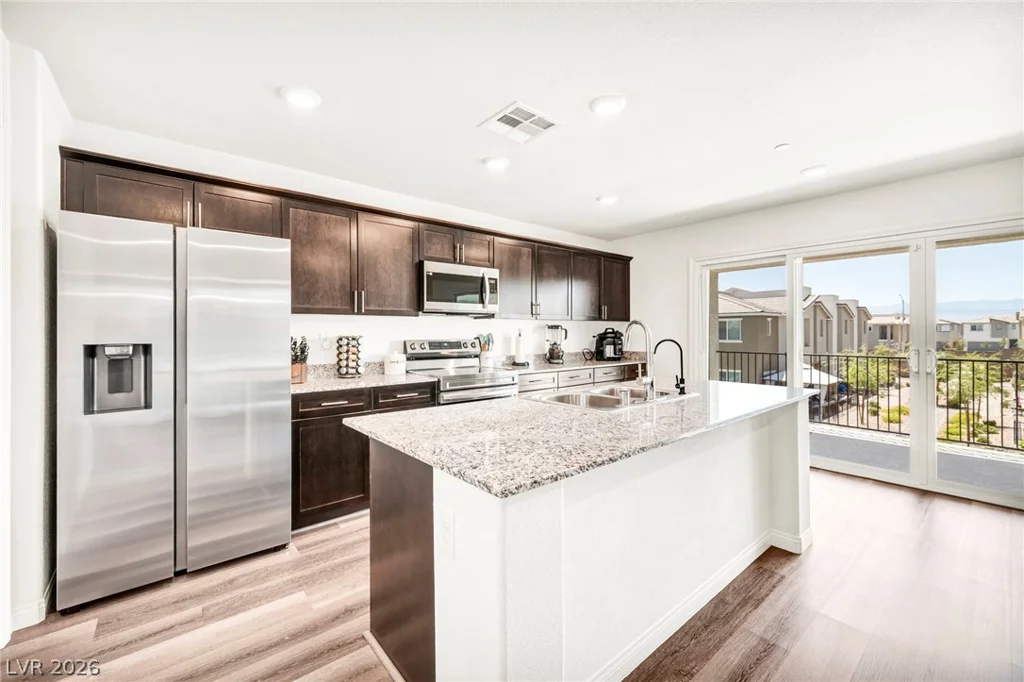 6836 Sunflower Fields, North Las Vegas, NV 89086