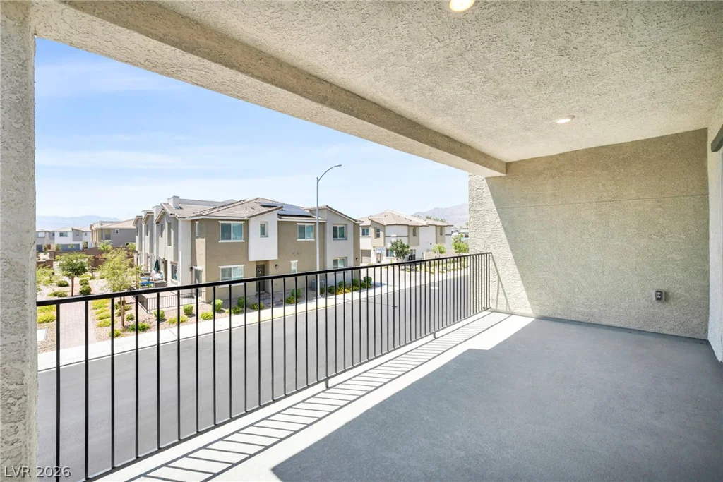 6836 Sunflower Fields, North Las Vegas, NV 89086