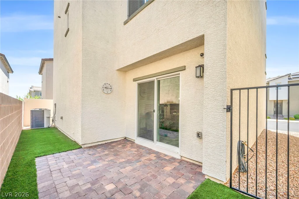 6836 Sunflower Fields, North Las Vegas, NV 89086