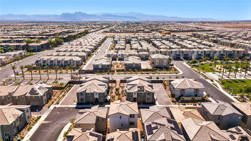6836 Sunflower Fields, North Las Vegas, NV 89086
