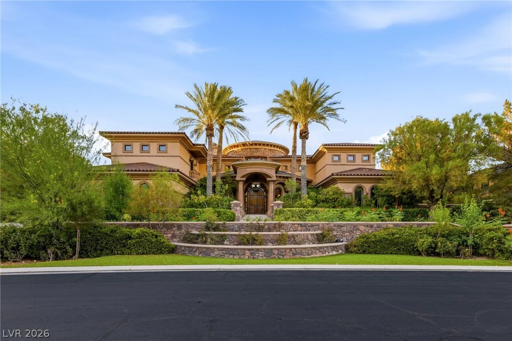18 Olympia Hills, Las Vegas, NV 89141