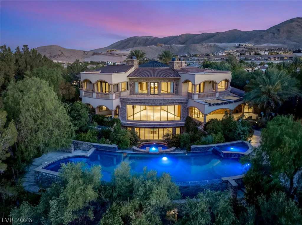 18 Olympia Hills, Las Vegas, NV 89141
