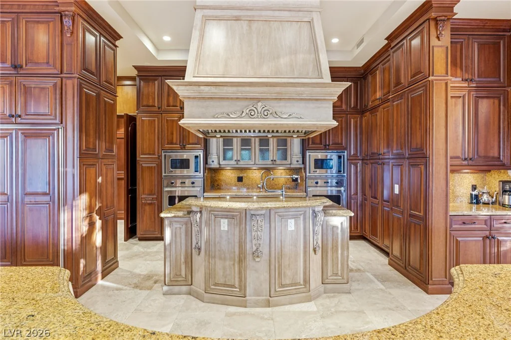 18 Olympia Hills, Las Vegas, NV 89141