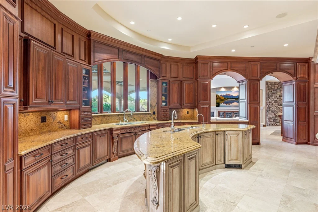 18 Olympia Hills, Las Vegas, NV 89141