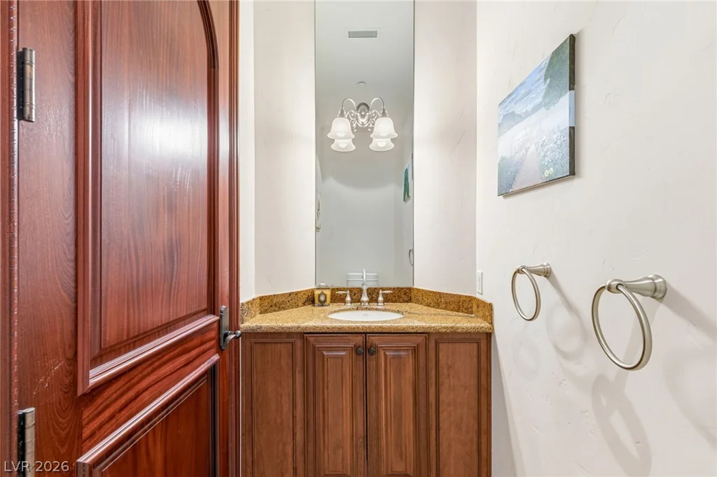 18 Olympia Hills, Las Vegas, NV 89141
