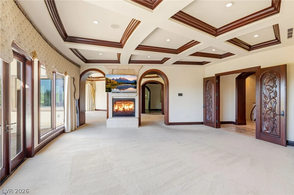 18 Olympia Hills, Las Vegas, NV 89141