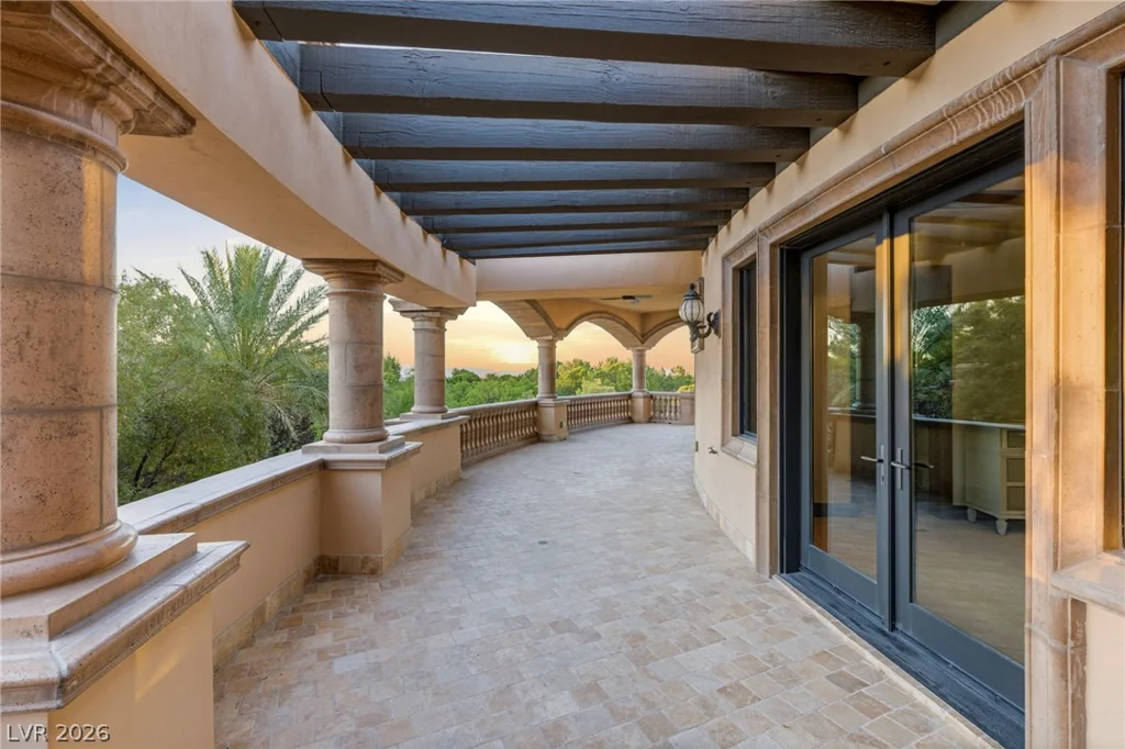 18 Olympia Hills, Las Vegas, NV 89141
