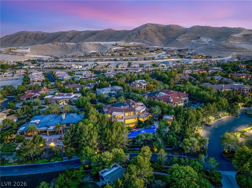 18 Olympia Hills, Las Vegas, NV 89141