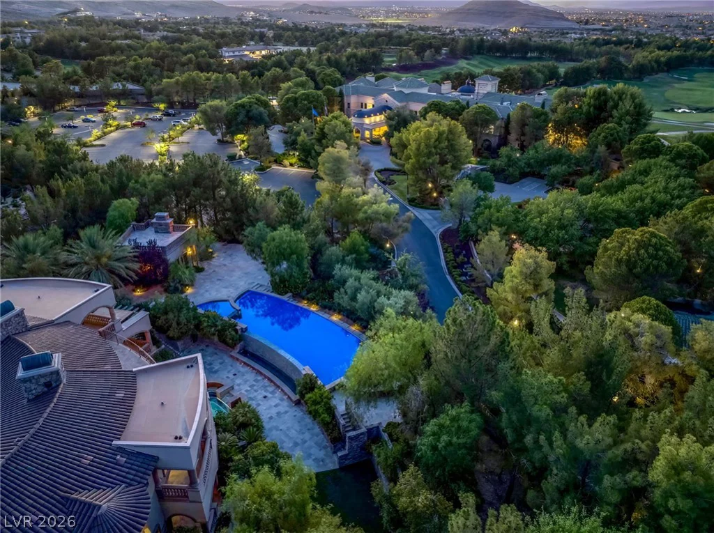18 Olympia Hills, Las Vegas, NV 89141