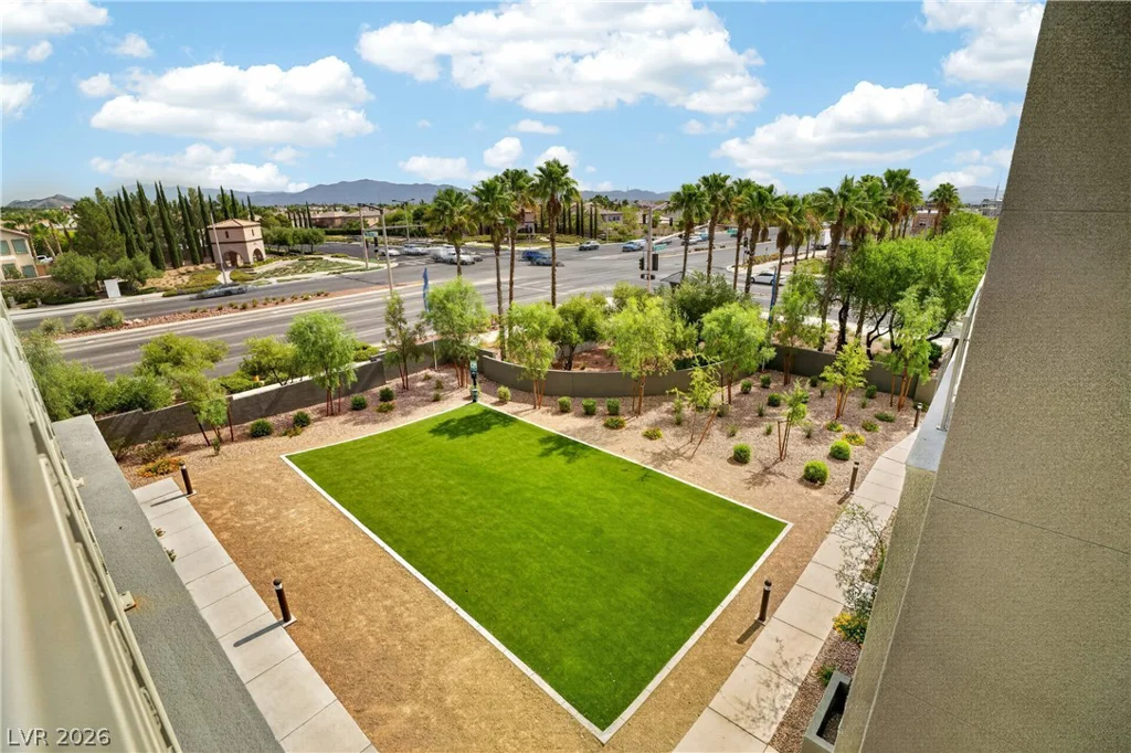 1118 Prospering Creek, Las Vegas, NV 89135