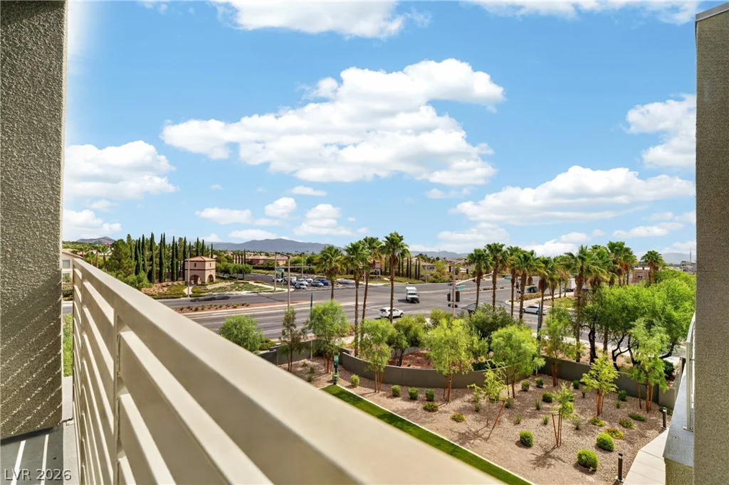 1118 Prospering Creek, Las Vegas, NV 89135
