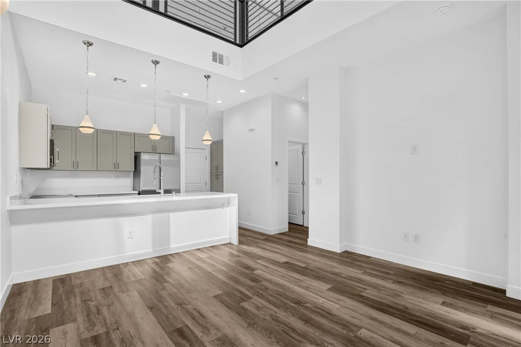 1118 Prospering Creek, Las Vegas, NV 89135