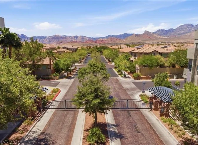 1118 Prospering Creek, Las Vegas, NV 89135