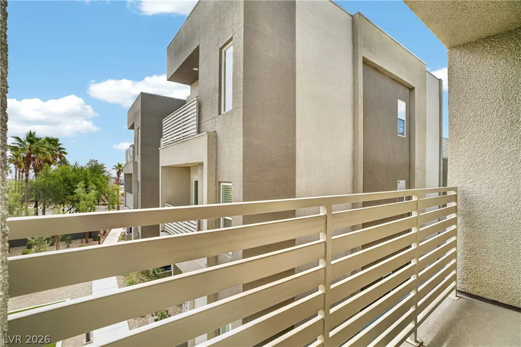 1118 Prospering Creek, Las Vegas, NV 89135