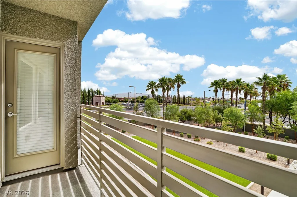 1118 Prospering Creek, Las Vegas, NV 89135