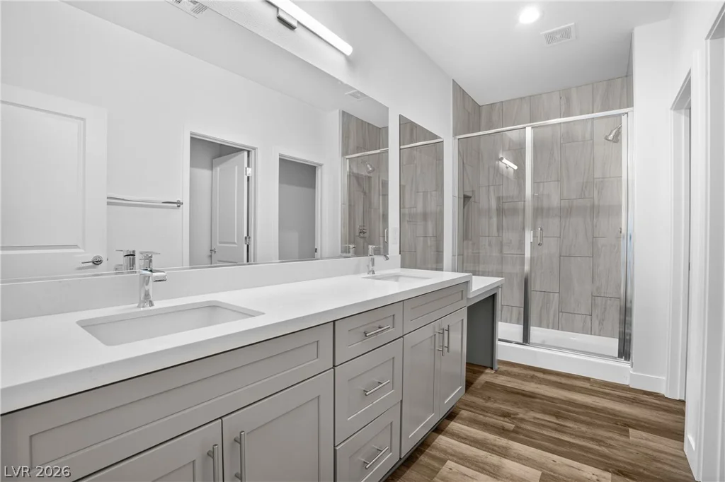 1118 Prospering Creek, Las Vegas, NV 89135