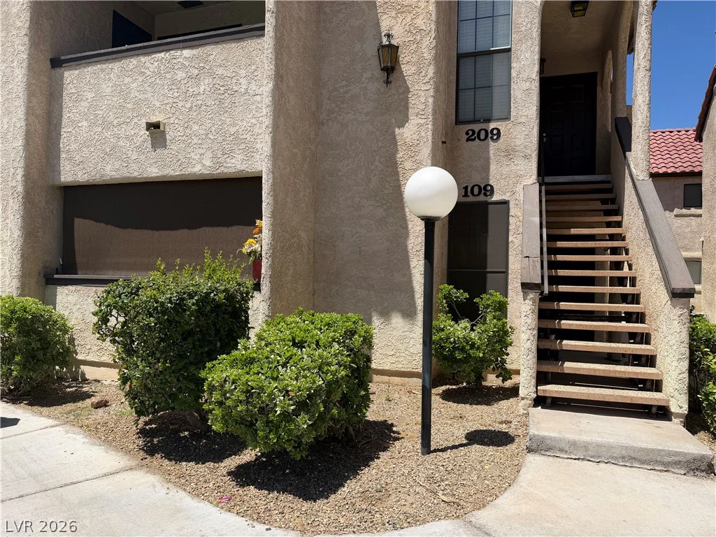 1751 Reno, Las Vegas, NV 89119