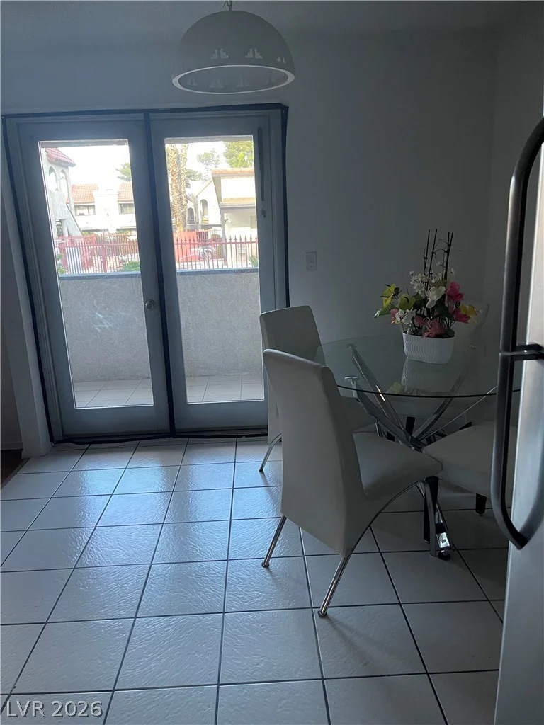 1751 Reno, Las Vegas, NV 89119