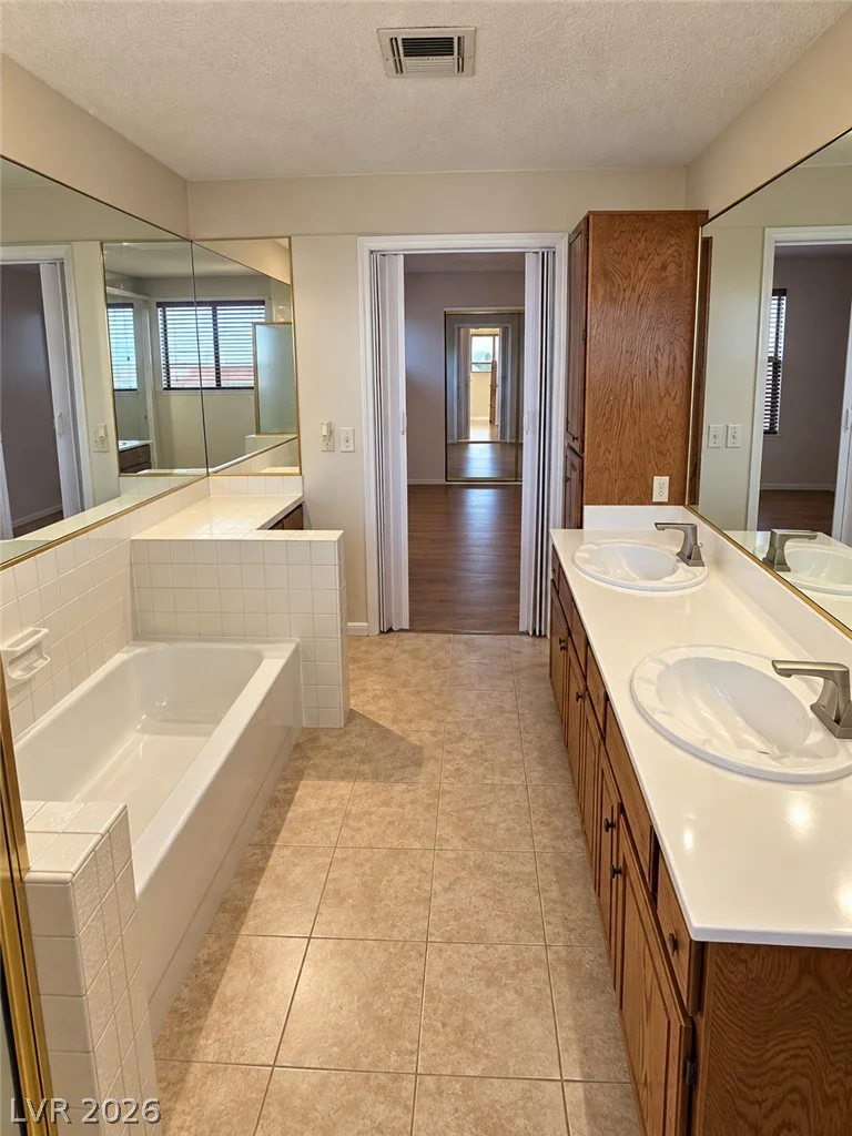 1751 Reno, Las Vegas, NV 89119