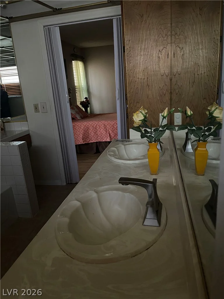 1751 Reno, Las Vegas, NV 89119