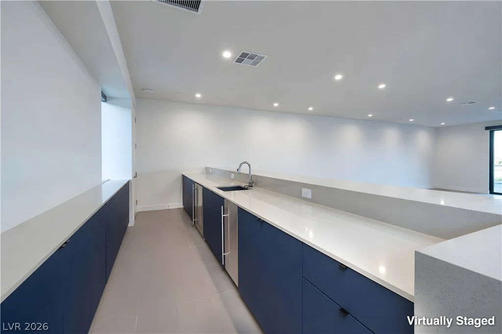 25 Falling Ridge, Henderson, NV 89011