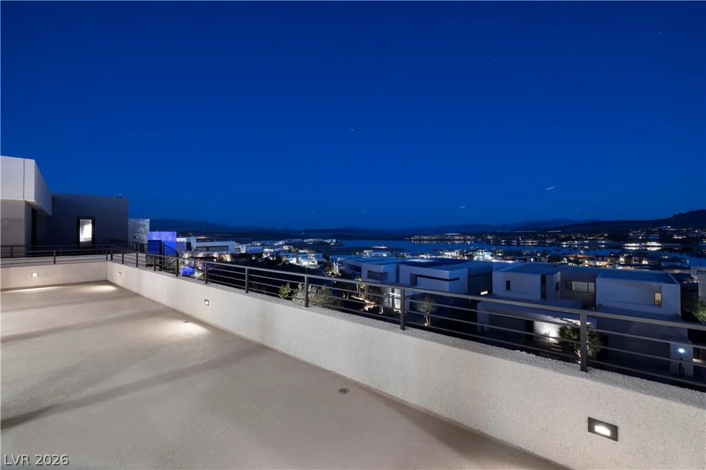 25 Falling Ridge, Henderson, NV 89011