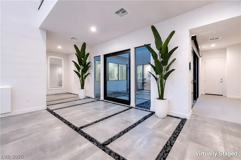 25 Falling Ridge, Henderson, NV 89011
