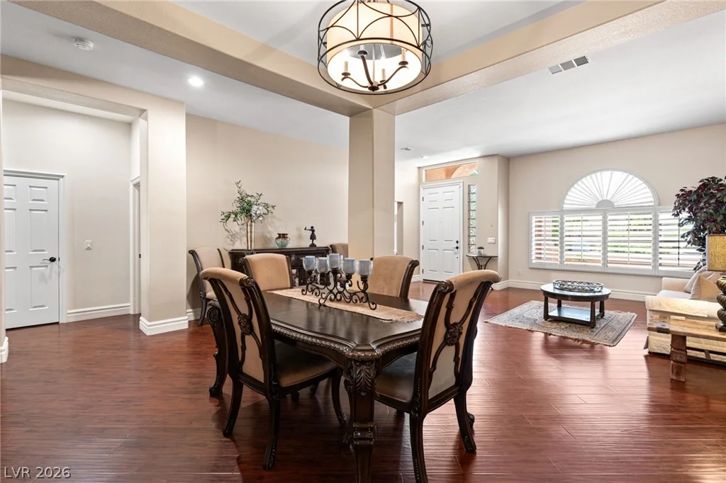 212 Cliff Valley, Las Vegas, NV 89148
