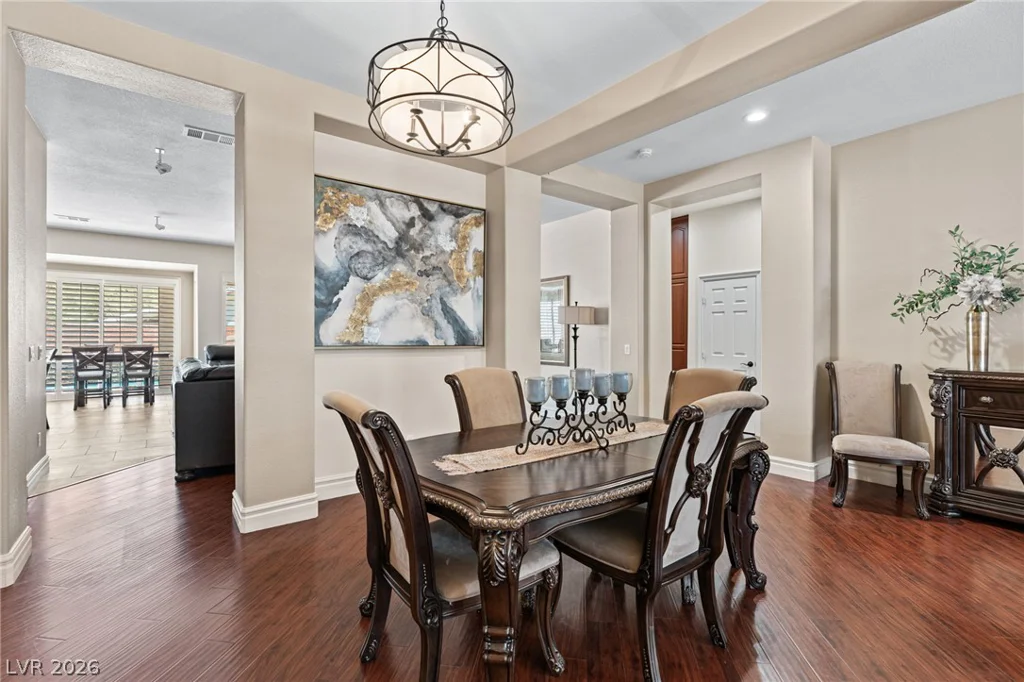 212 Cliff Valley, Las Vegas, NV 89148