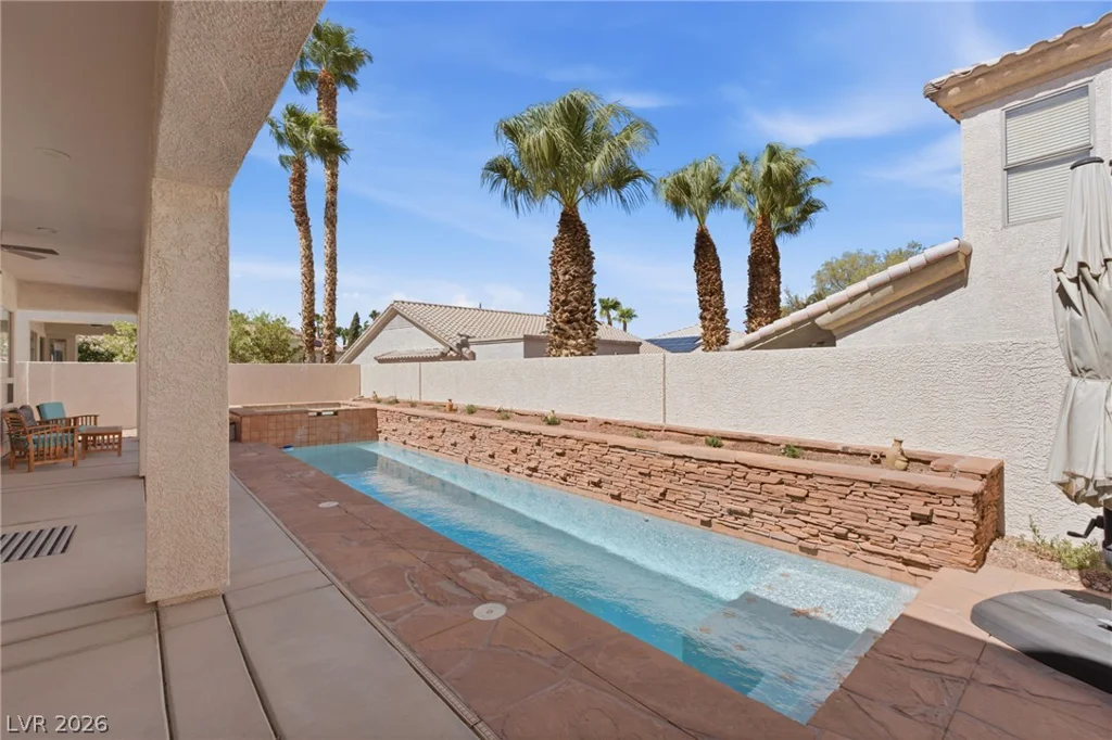 212 Cliff Valley, Las Vegas, NV 89148