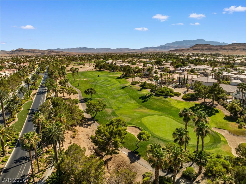 212 Cliff Valley, Las Vegas, NV 89148
