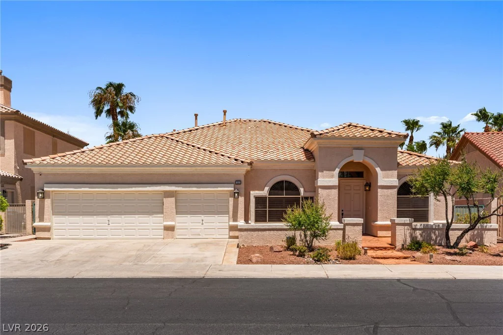 212 Cliff Valley, Las Vegas, NV 89148